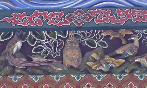 秩父神社は豪華な彫刻とおみくじがいっぱい