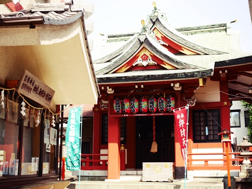 吉原神社は吉原の歴史と女性のご利益満載！最寄駅からのアクセスは？