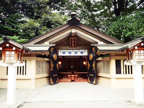 東郷神社は勝利 愛妻のご利益さん アクセスは都会のど真ん中 みかた らぼ