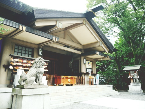 東郷神社は勝利 愛妻のご利益さん アクセスは都会のど真ん中 みかた らぼ